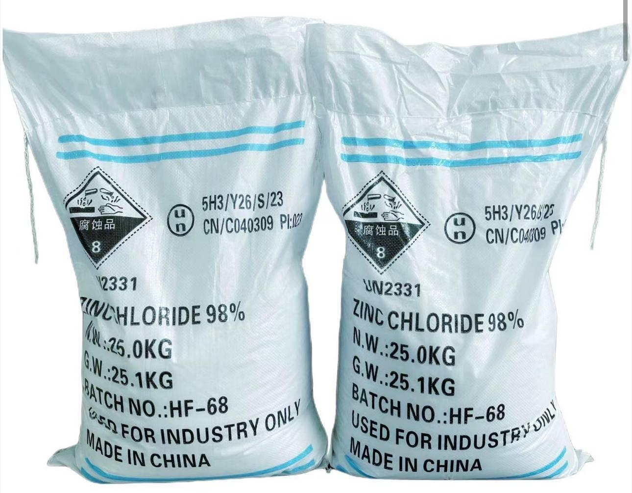 Shipping zinc chloride: white 25kg sacks of 98% zinc chloride labeled with UN2331 hazard symbols