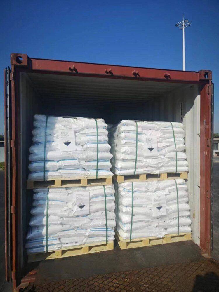 Bulk zinc chloride packaging prepared for high-volume industrial buyers